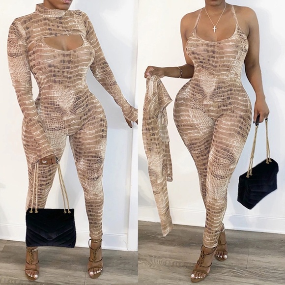 Fashion Nova Pants - Spaghetti Strap Jumpsuit w. Mini Cropped Cowl Neck
